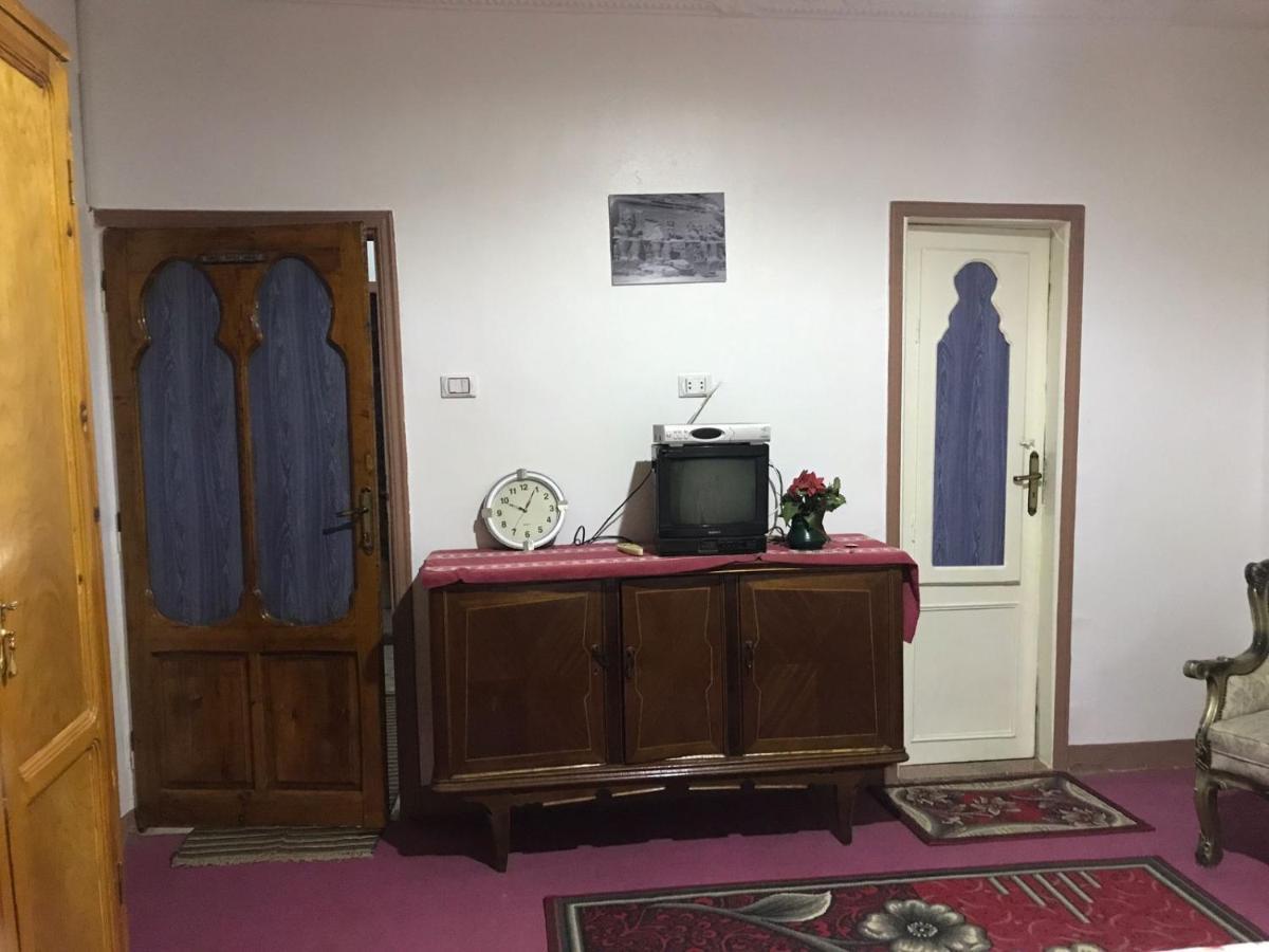 Studio Farida Pyramids View Kafrat al Jabal ภายนอก รูปภาพ